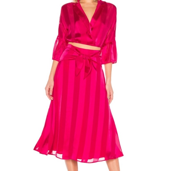NWOT House of Harlow 1960 Amalia Skirt in Fuschia